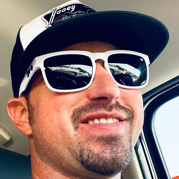 Meet your Posher, Keith - Picture 1 of 1